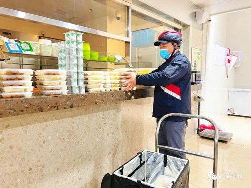 黃浦養(yǎng)老服務(wù)新篇章 老西門(mén)街道駕駛員勞務(wù)服務(wù)助力老年出行