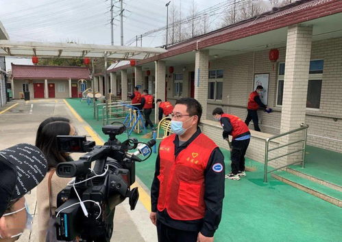 總承包公司學(xué)雷鋒志愿者服務(wù)隊(duì)走進(jìn)敬老院送溫暖